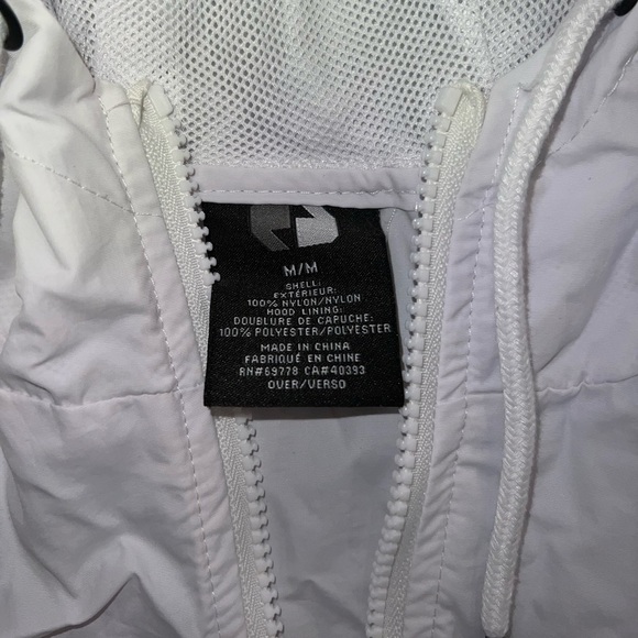 White windbreaker, size M - Picture 2 of 2